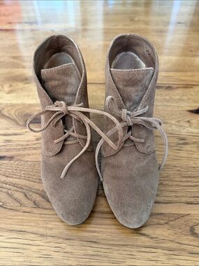 Via Spiga Brown Suede Lace-Up Wedge Ankle Boots